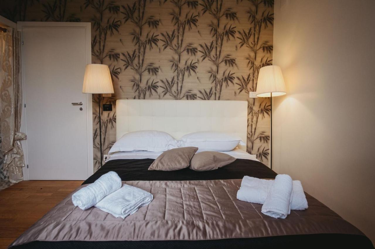 Colosseum Rooms Рим Екстериор снимка